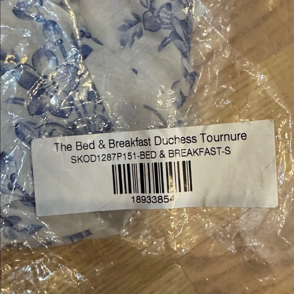 Selkie The Bed & Breakfast Duchess Tournure Skirt NWT - Picture 3 of 9